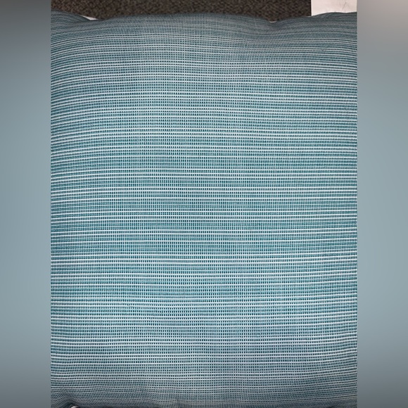 NWT Terrasol Blue White Stripe Fade Resistant Outdoor Pillow for Patio Design - Picture 5 of 12